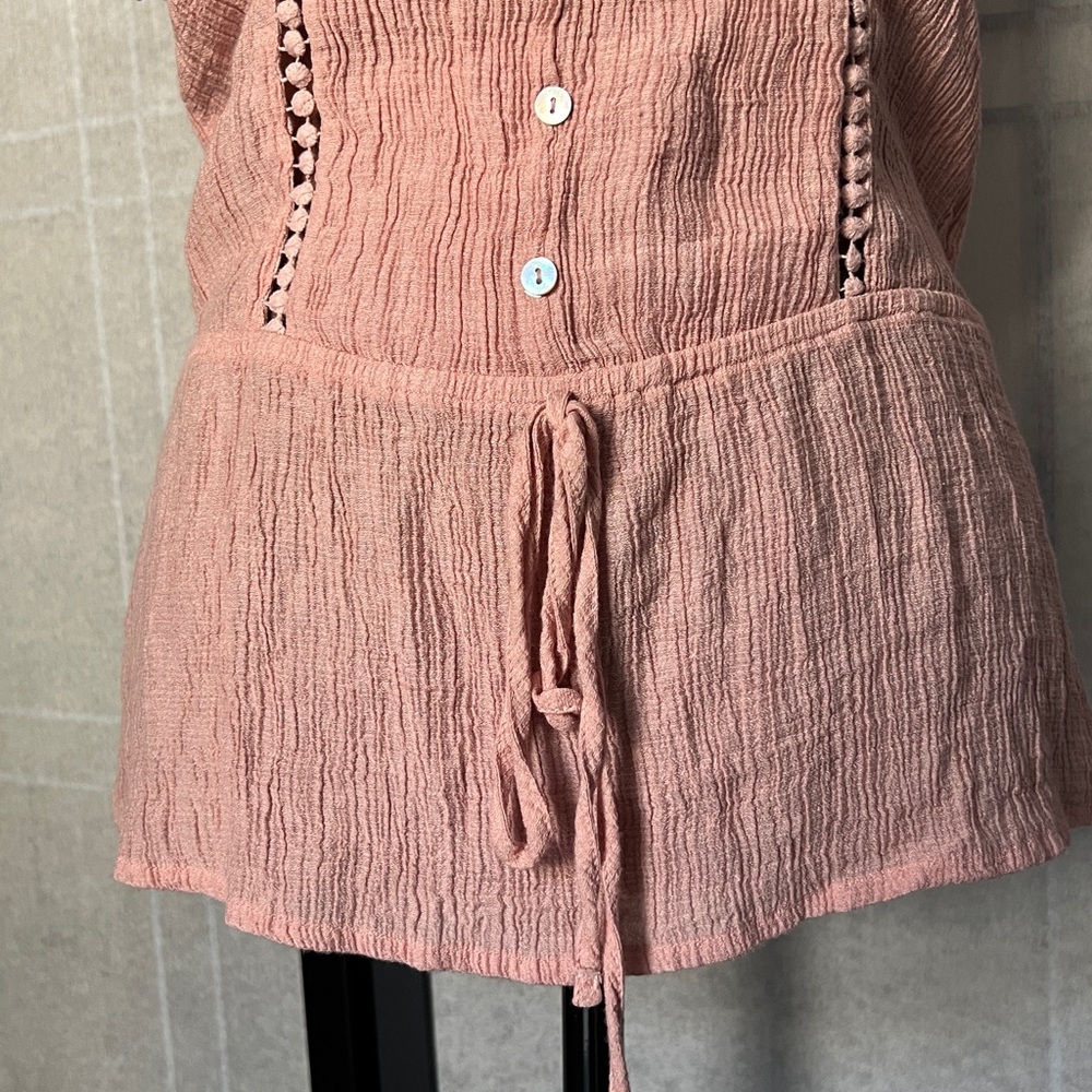 Twine & String Pink Ruffled Women's Top - Picture 5 of 9